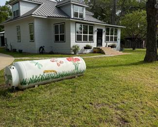 1908 remodeled farmhouse offered plus an additional acreage 