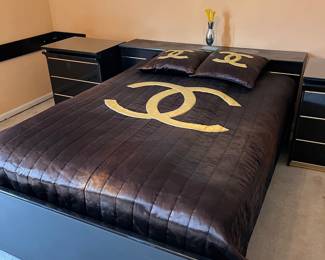 Queen bed with nightstands