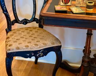 This chair!