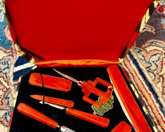 Perfect condition Bakelite manicure set