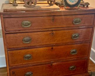 Late 1700s cherry English bachelor’s chest! This piece is so amazing!