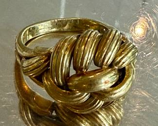 Large braided 18k gold ring