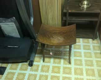 Curved top bench stool! Brass lamp!