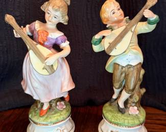 Lefton porcelain girl and boy with lutes