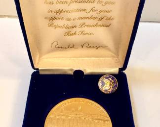 Ronald Reagan Medal of Merit and lapel pin