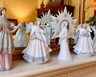 Large collection of Lladro figurines, most in original boxes