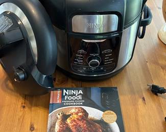 Ninja Foodi Air Fryer / Pressure Cooker