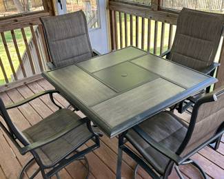 Outdoor Kitchen Table w/ Four Chairs