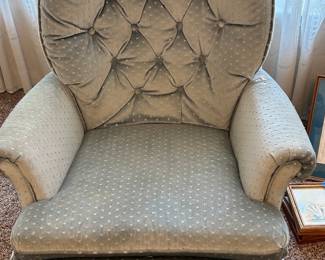 Upholstered Arm Chair Set