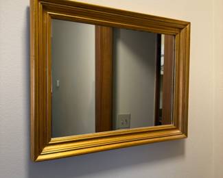 Wall mirror
