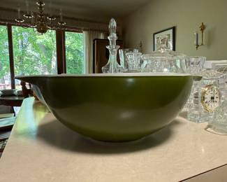 Vintage Pyrex Cinderella nesting bowls