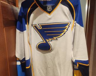 Various St. Louis Blues Jerseys Mens Sizes Sm & Med