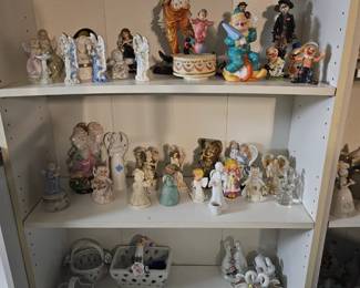 Figurines