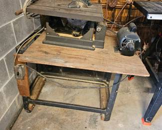 Antique table saw