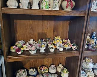 Figurines