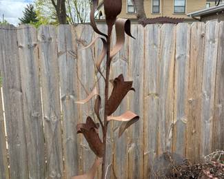 Iron Corn Stork Squirrel Feeder 