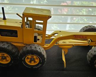 Vintage Tonka Road Grader Toy