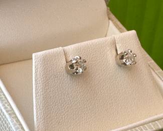 #173 - $450 - 0.42 ctw earrings/studs diamonds I3/G color (best color) white gold 14kt post