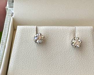 #173 - $450 - 0.42 ctw earrings/studs diamonds I3/G color (best color) white gold 14kt post