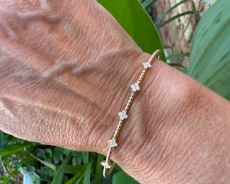 #175- $575.- 0.41ctw diamond clover bracelet 14kt gold 5.0gr - sz 8.5