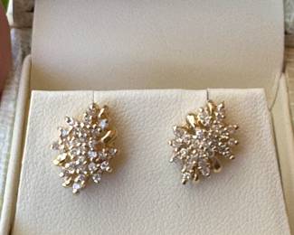 #174 - $450- 1ctw yellow gold cluster earrings