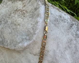 #177 - $950 - 21" Gucci style chain links, 10kt gold. 15.60gr.