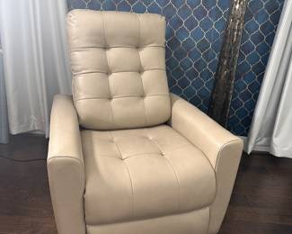 $375 33Wx43x33D