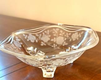 Vintage Fostoria Willowmere Footed Bonbon Dish With 3 Legs 7 