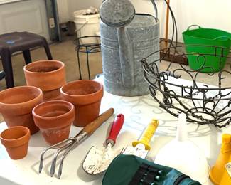 Flower pots and gardening tools 