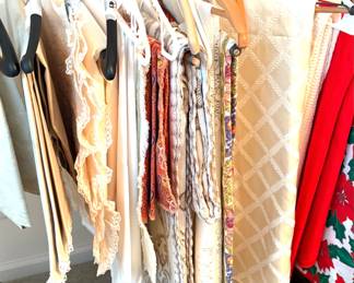Table Clothes 