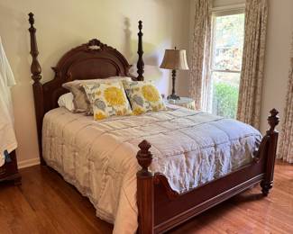 Antique wooden bedframe!