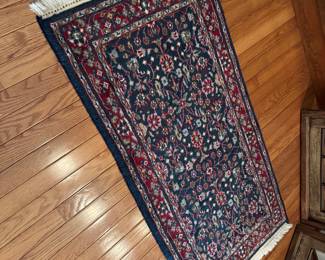 2 x 4 Rug