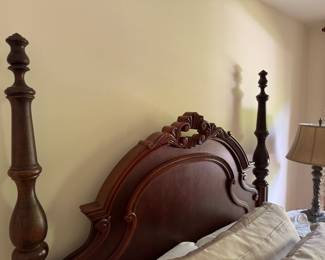 Antique wooden bedframe!