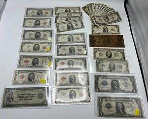 Assorted Antique US Dollar Bills/ Silver Certificates/ Federal Reserve Notes / Bulls Head Bank