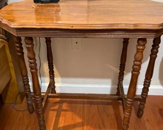 MCM spindle table