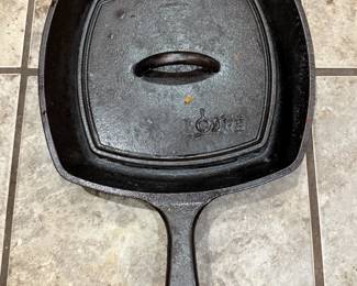 Lodge skillet and press