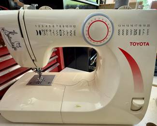 Toyota Heavy Duty sewing machine
