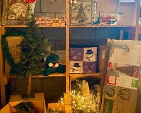 439 Christmas Mystery Lot 