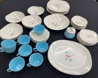 Mid century atomic dish set