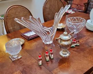 Fine Glass by Lalique, Fenton, Arte Verrious and More!