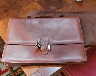Bottega Veneta with Cloth Protective Bag!