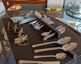 Ralph Lauren flatware service for eight ( minus 1 knife) MAKE OFFER