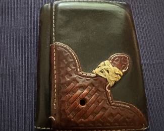 Leather tri-fold wallet