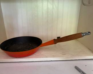 Vintage Le Creuset Wood Handled fry pan Skillet Flame Orange Enamel cast iron