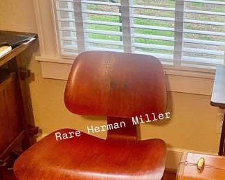 Early Herman Miller plywood, LCW chair