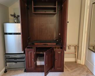 Entertainment center (42x21x81h) $175 Insignia dorm fridge (19x21x33h) $125 Metal craft drawers $30
