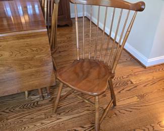 STICKLEY dropleaf dining table (70.3x 43.8x29.8) fully extended; (48.6x43.8x29.8) one leaf down; (27x43.8x29.8) both leaves down; with 2 arm chairs and 4 regular chairs. Set $1600