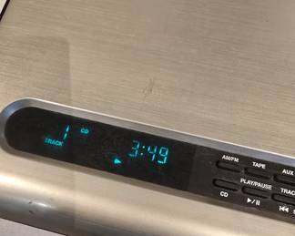 Bose Lifestyle model 5 radio, cd player with Acoustimass subwoofer and speakers. $150