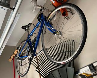Specialized bike. $325