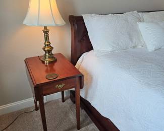 QUEEN Sleigh bed (67x87.5x43) with mattress and bedding. $600 Drop leaf tables (28.5x22.3x27). $75 each Brass lamps $90 Pair